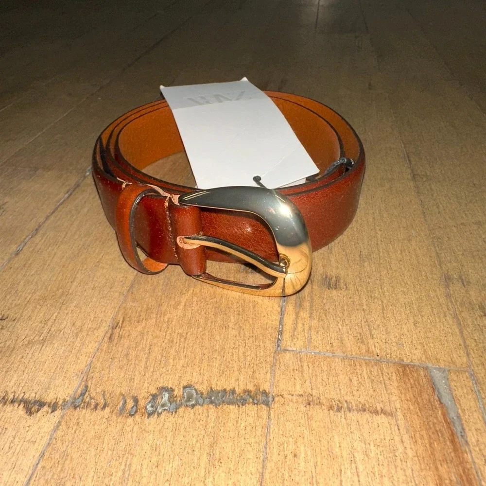 Zara Leather Belt Size 30‎ Brown Gold-Toned Buckle Adjustable Classic